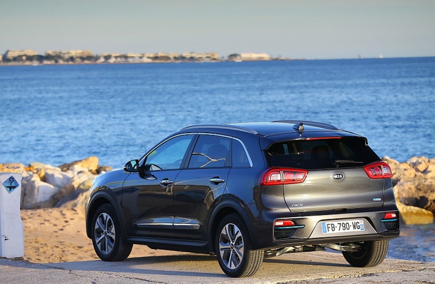 Den Kia e-Niro gibt es mit zwei Batteriegrößen: 39,2 und 64 kWh