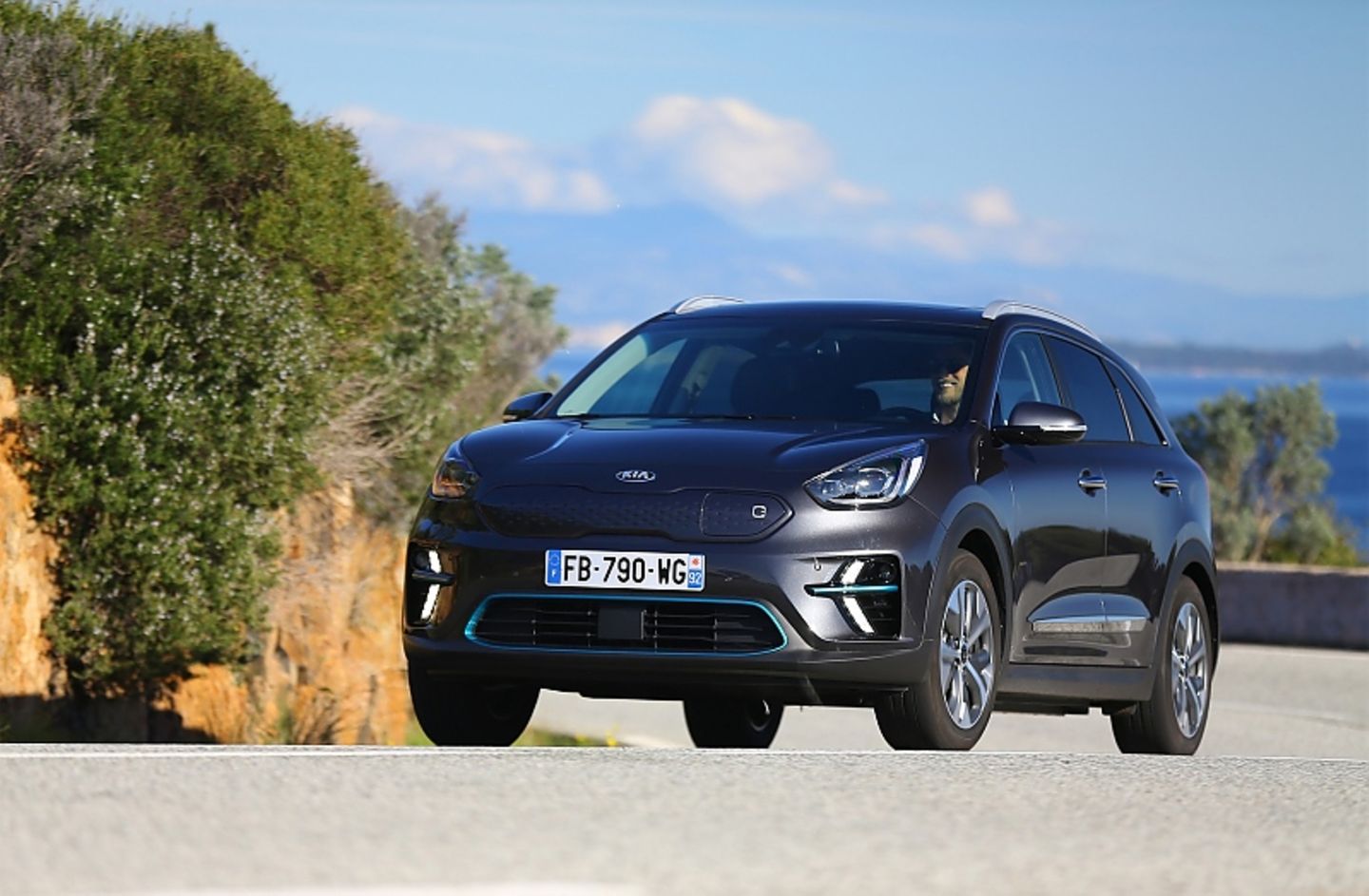 Mit Bremseingriffen soll dem Niro Agilität eingehaucht werden