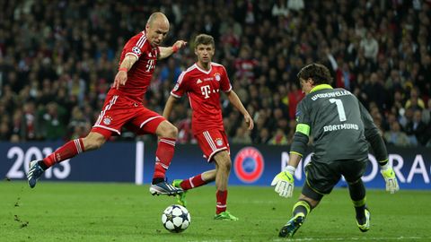 Der magische Moment: In der 89. Minute des rein deutschen Champions-League-Finales im Wembley-Stadion gegen Borussia Dortmund erzielt Robben ein Jahr später den 2:1-Siegtreffer. Das Triple ist gewonnen, das Jahr 2012 ist vergessen und der FC Bayern feiert das erfolgreichste Jahr seiner Geschichte - nicht zuletzt dank Arjen Robben.
