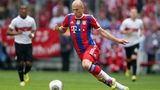 Nach dem Gewinn des Triples wird Pep Guardiola Trainer der Bayern und Robben zeigt sich in Bestform. 21 Tore erzielt er in dieser Saison. Nur in seiner ersten Spielzeit hat er mit 23 Treffern häufiger getroffen.
