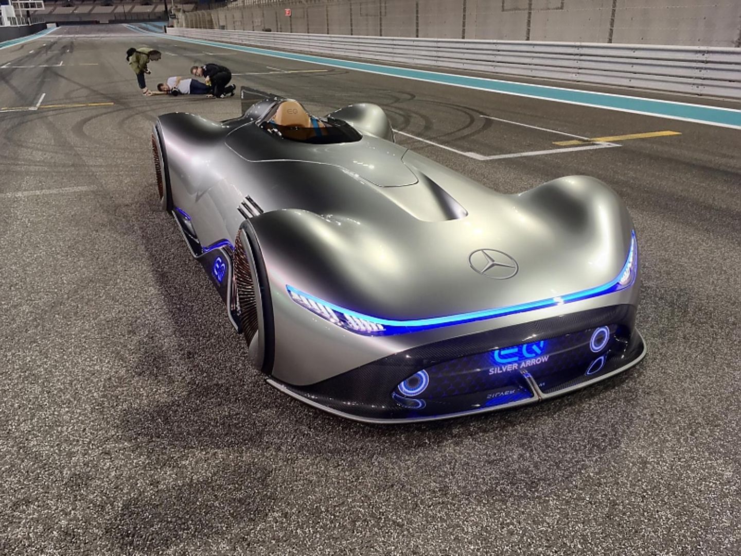 Foto-Objekt: Mercedes Vision EQ Silver Arrow
