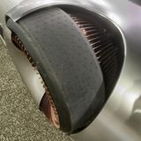 Auch ein Profil: Lauter kleine Mercedes-Sternchen auf den Reifen des Mercedes Vision EQ Silver Arrow