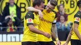 Das Spiel gegen Augsburg Anfang Oktober scheint die Wende gewesen zu sein. Favre wechselt Götze ein, und der dankt es ihm mit seinem bisher einzigen Saisontor. Seitdem steht Götze fast immer in der Startelf. 