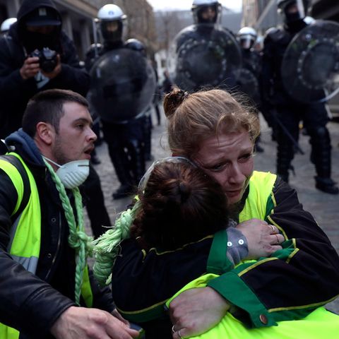 Sie nennen sich "Gelbwesten" und sie protestieren in ganz Frankreich und mittlerweile auch in Nachbarländern wie hier in Belgien. Ihre Motive sind diffus - aber der Blick aufs gelbe Jersey eint. Ein Blick auf ihre Ziele.