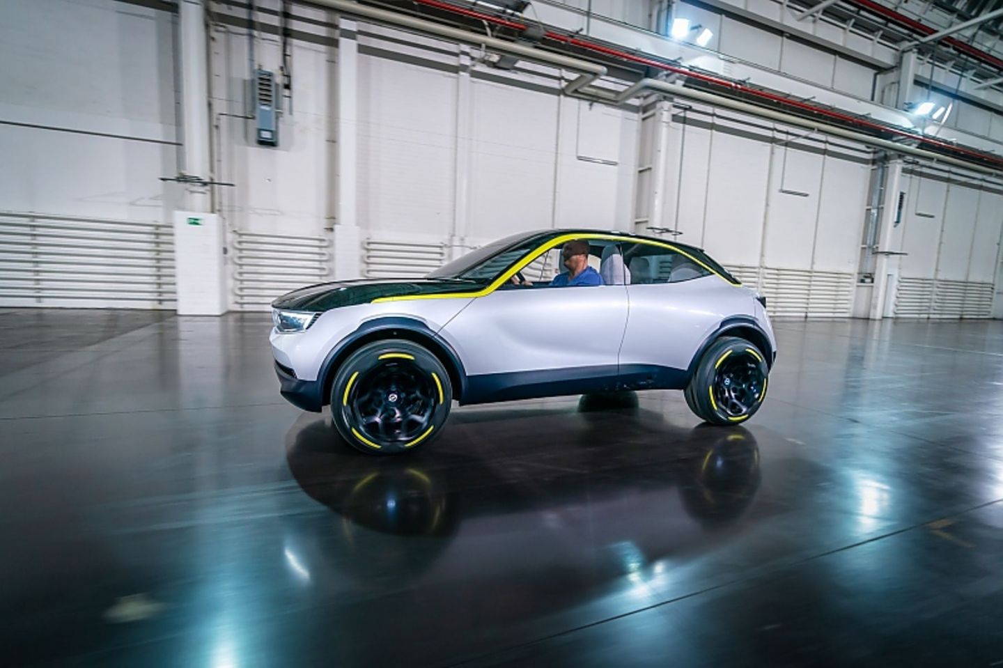 Der Opel GT X Experimental hat klare Linien