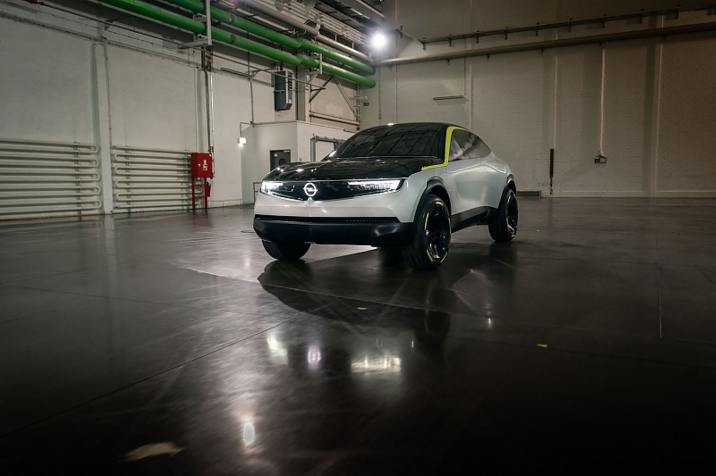 Der Opel GT X Experimental hat eine 50 kWh-Batterie