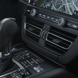 Im Porsche Macan wurden die Lüftungsdüsen neu gestaltet und positioniert