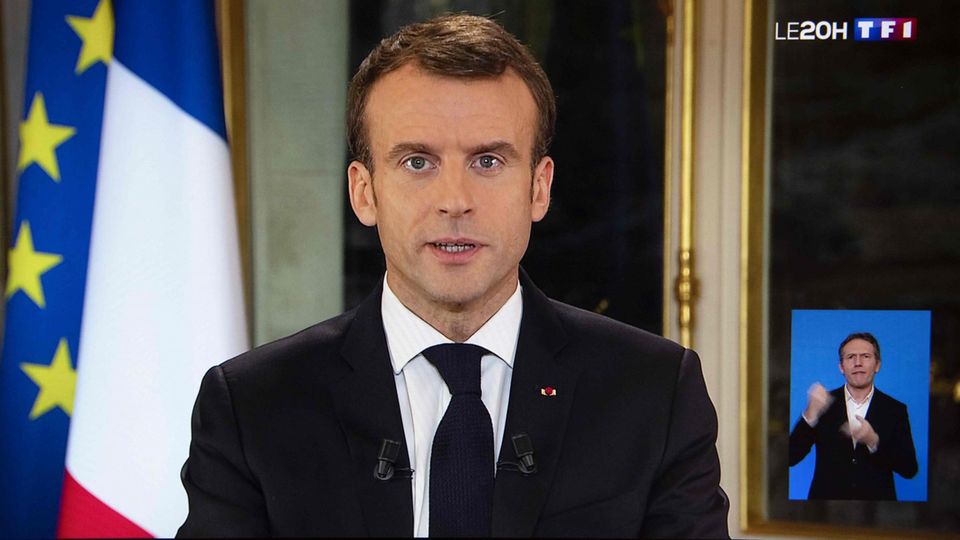 Frankreichs Präsident Emmanuel Macron: "Mea culpa" vor der Nation