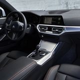 BMW 320d der Baureihe G20 / 2019 - der Fahrerarbeitsplatz