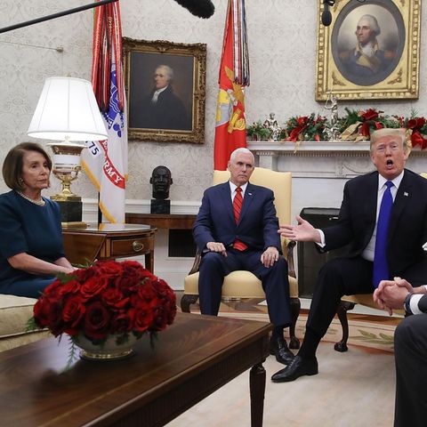 Präsident Trump mit Demokraten im Oval Office