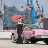 Girls & legendary US-Cars: Girls & legendary US-Cars – starke Frauen mit kultigen Autos