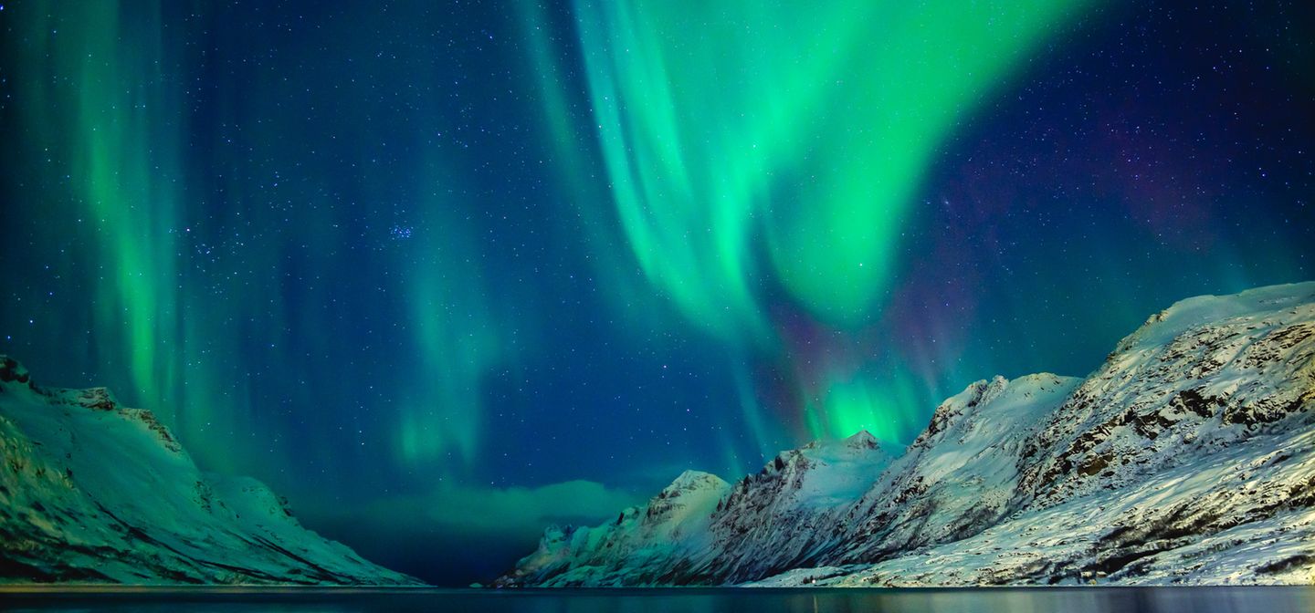 Nordlichter im Ersfjordbotn in der nähe von Tromsø