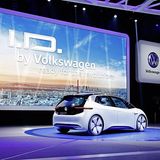 VW I.D. auf dem Pariser Salon 2016