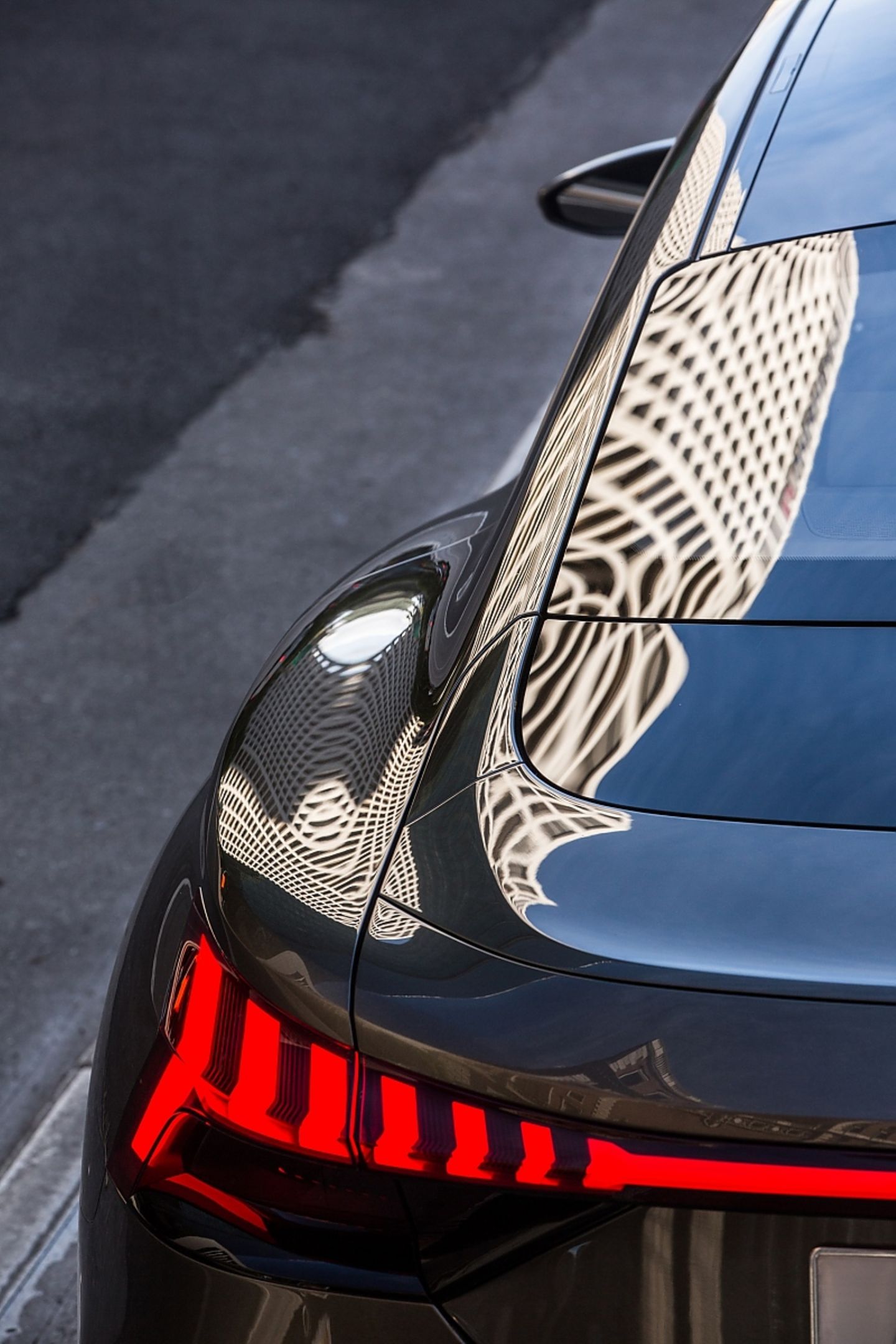 Audi E-Tron GT - scharfe Schulter