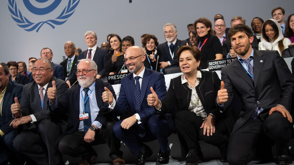 Einigung in Kattowitz: "Verhandeln ist gut - handeln wäre besser" - die Pressestimmen zum Weltklimagipfel
