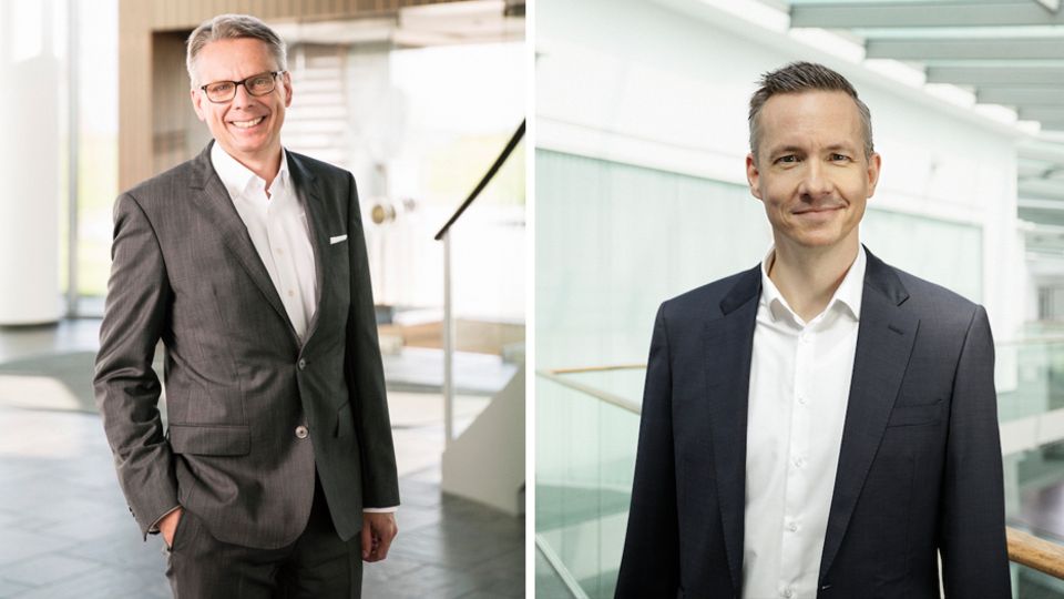 Die Nachfolger von Dieter Fuchs: Geschäftsführer Nils Meyer-Pries (links) und Marketingchef Jan Plambeck haben sich in die Gewürzsäcke schauen lassen Geschäftsführer Nils Meyer-Pries (links) und Marketingchef Jan Plambeck haben sich in die Gewürzsäcke schauen lassen