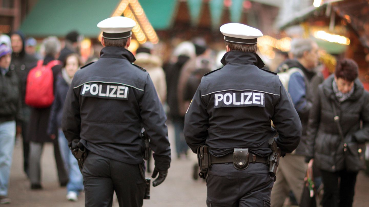 Rechtes Netzwerk in Frankfurter Polizei - nun schaltet sich das LKA ein
