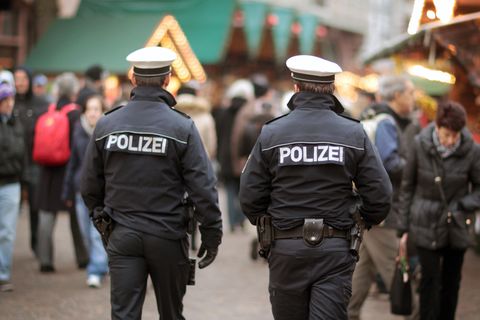 Rechtes Netzwerk in Frankfurter Polizei - nun schaltet sich das LKA ein