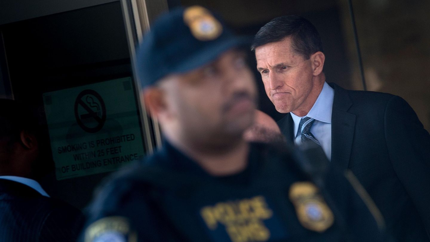 Michael Flynn - Muss auch Donald Trumps früherer Sicherheitsberater hinter Gitter?