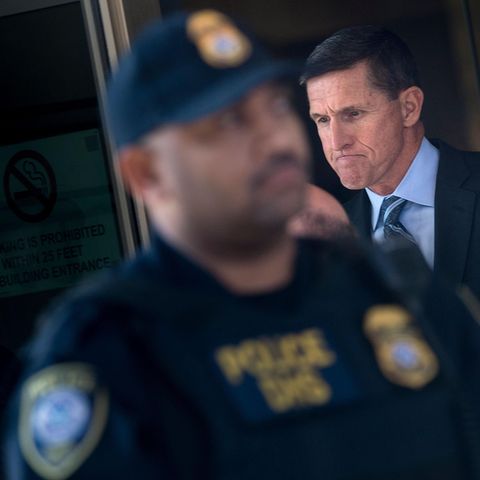 Michael Flynn - Muss auch Donald Trumps früherer Sicherheitsberater hinter Gitter?