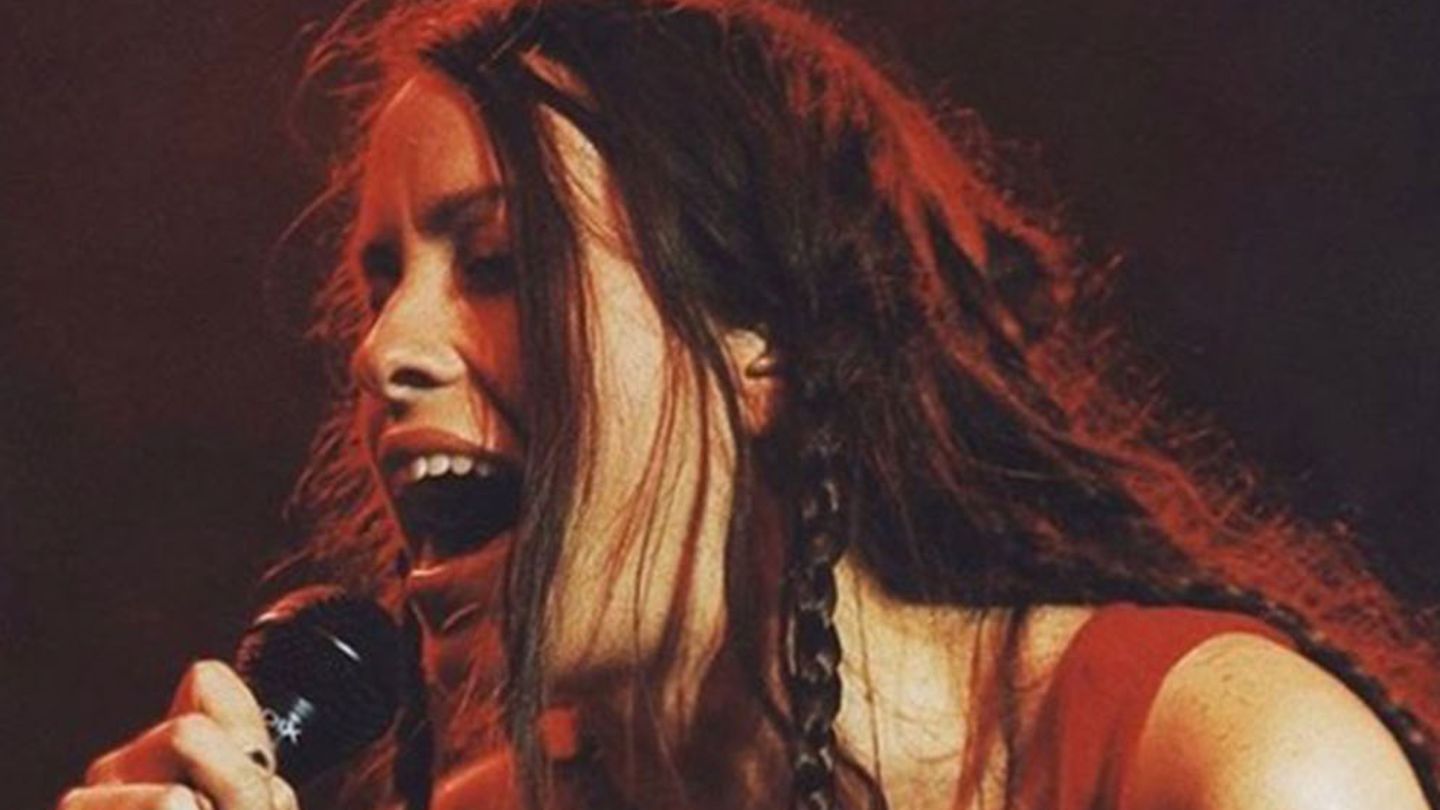 Alanis Morissette Was Wurde Eigentlich Aus Der Rock Ikone Der 90er Stern De