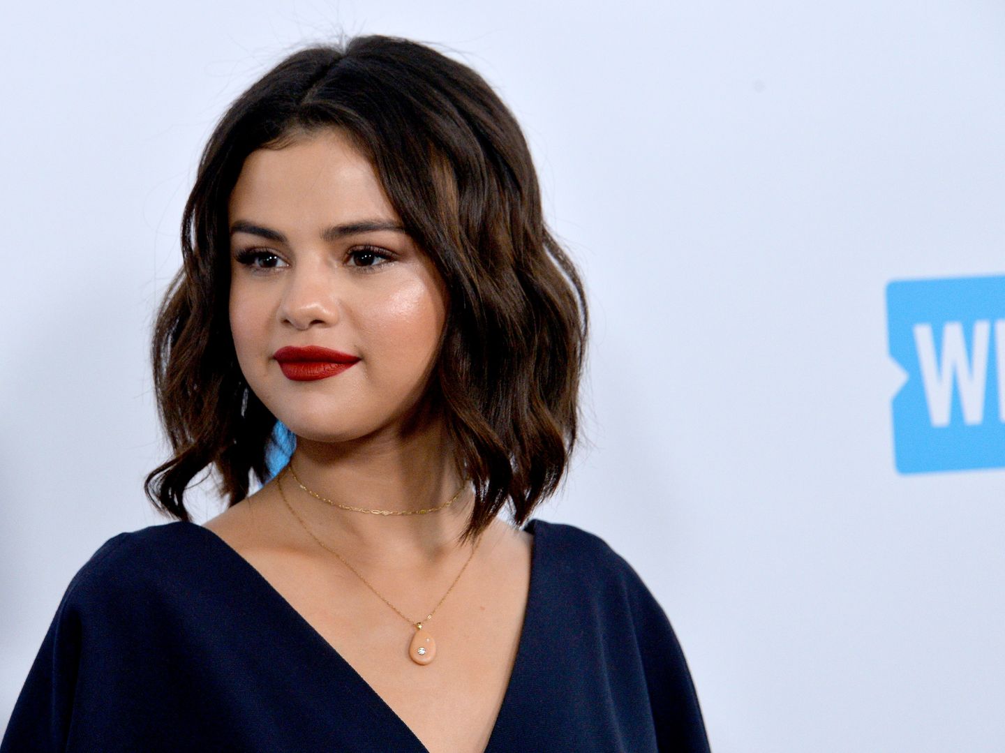 Selena Gomez Trinkt Selena Gomez In Nürnberg | Facebook