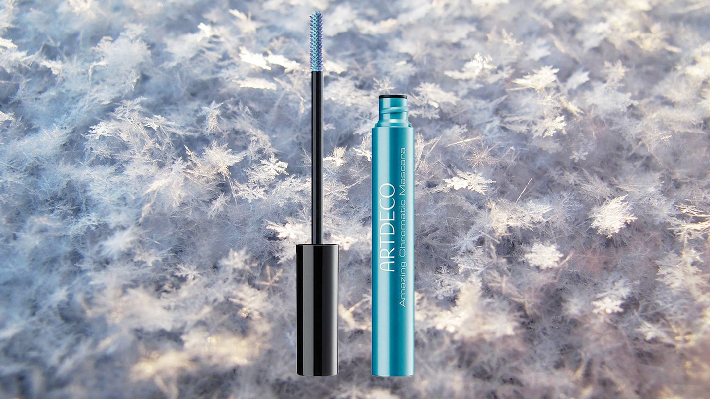 Winter-Make-up: Blaue Wimperntusche von Artdeco