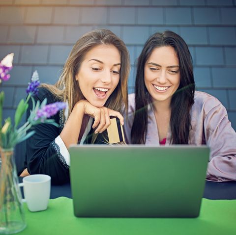 Beim Online-Shopping kann man schon durch den richtigen Zeitpunkt jede Menge Geld sparen