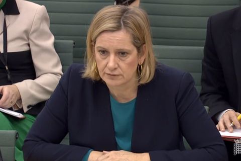 Amber Rudd tadelt EU-Kommissionschef Juncker