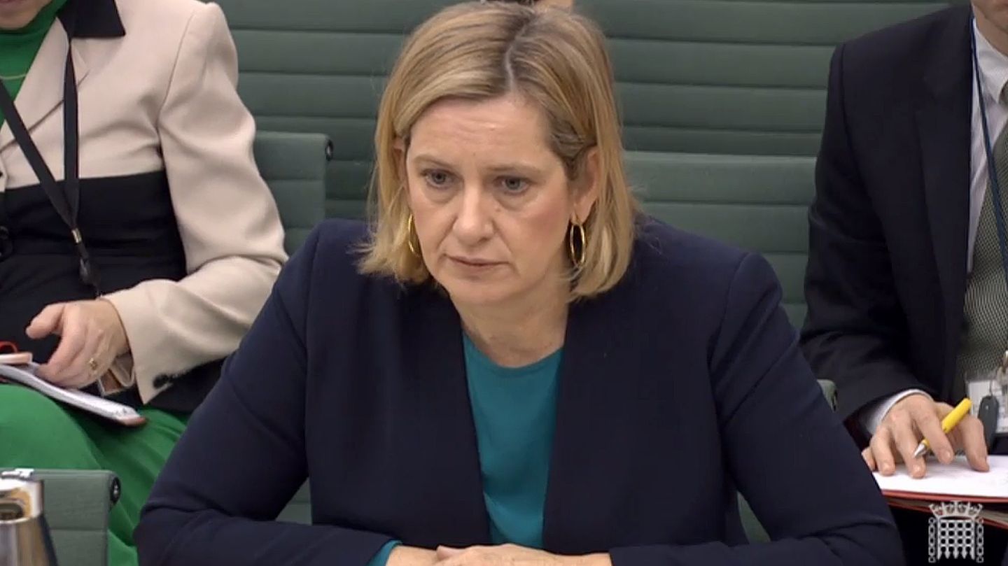 Amber Rudd tadelt EU-Kommissionschef Juncker