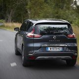 Das Heckdesign zeigt die typische Renault-Formensprache