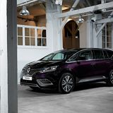 Die Höchstgeschwindigkeit beträgt 215km/h