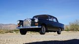 Mercedes 230 der Baureihe W 110