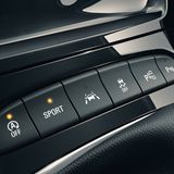 Beim Opel Astra 1.6 BiTurbo können verschiedene Fahrprogramme angewählt werden.