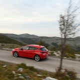Der Opel Astra 1.6 BiTurbo agiert gutmütig