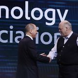 Gary Shapiro welcomes Ford CEO Jim Hackett to the keynote stage