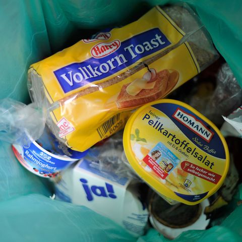 Lebensmittel im Müll