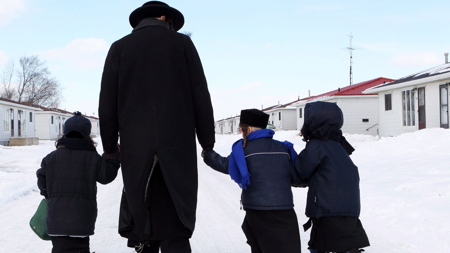 Mitglieder der ultra-orthodoxen Sekte Lev Tahor