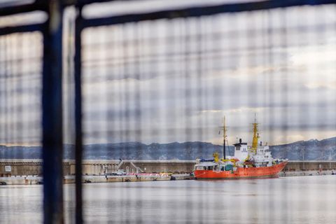 Aquarius im Hafen von Marseille - Seenotretter ohne Hilfe
