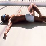 Im Jahr 2000 verkörperte Bale in der Romanverfilmung "American Psycho" den Investmentbanker und Serienkiller Patrick Bateman und trainierte sich reichlich Muskelmasse an. Für die Rolle war übrigens auch Leonardo DiCaprio im Gespräch.