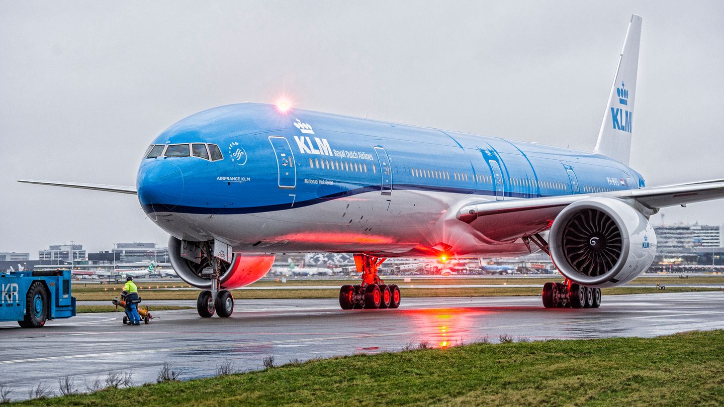 KLM