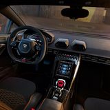 Das neue Cockpit des Lamborghini Huracán Evo