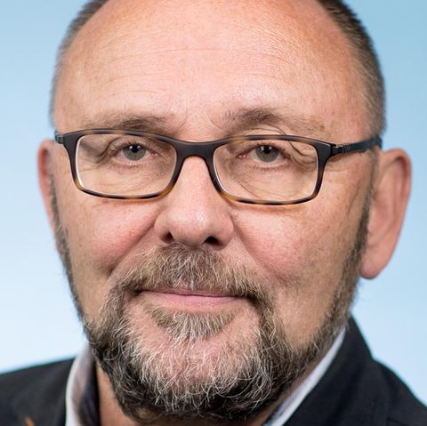 Opfer eines brutalen Überfalls: der Bremer AfD-Bundestagsabgeordnete Frank Magnitz