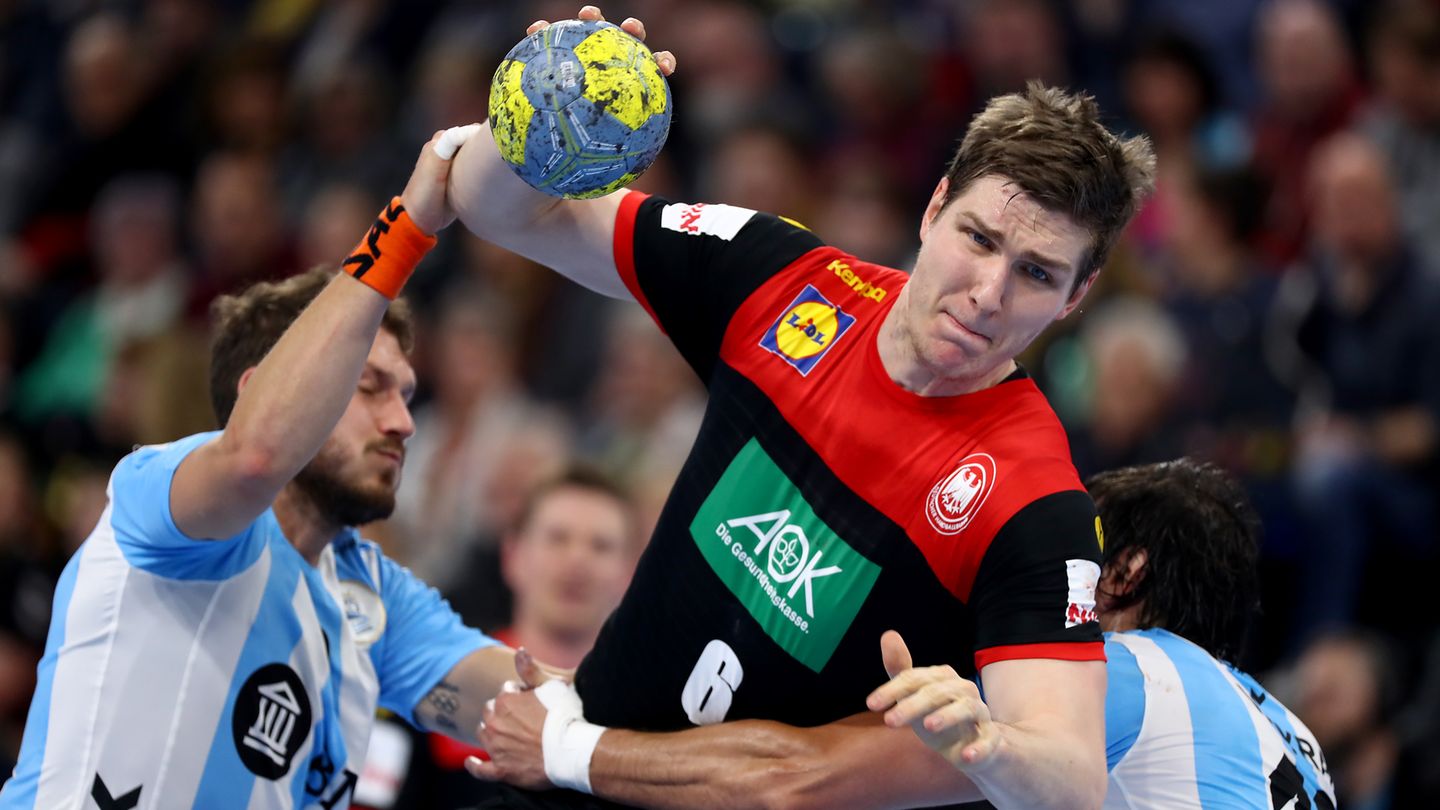 Finn Lemke, Rückraum links  MT Melsungen, 66 Länderspiele, 26 Jahre alt