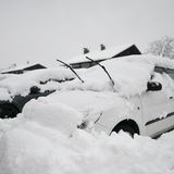 Auch in Berchtesgaden steht der Verkehr still. Das Landratsamt für den südlichen Landkreis Berchtesgadener Land rief wegen der anhaltenden Schneefälle den Katastrophenfall aus
