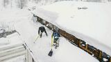 Österreich, Saalbach. In weiten Teilen Österreichs sind in den letzten Tagen erhebliche Mengen an Schnee gefallen. Seit dem Wochenende starben bis zu sieben Menschen im Schnee