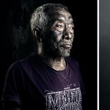 Zwei Stammesälteste mit ihren Tattoos