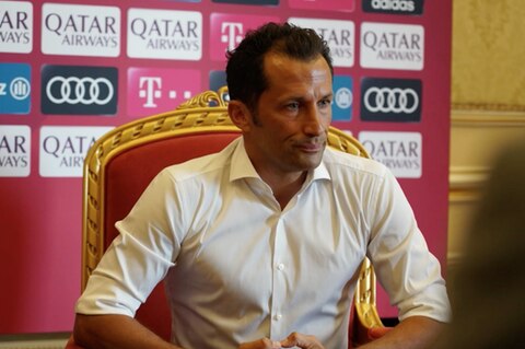 Hasan Salihamidzic: "Ribery isst ein vergoldetes Steak, Brazzo sitzt auf einem vergoldeten Thron" – so spottet Twitter über den FC Bayern