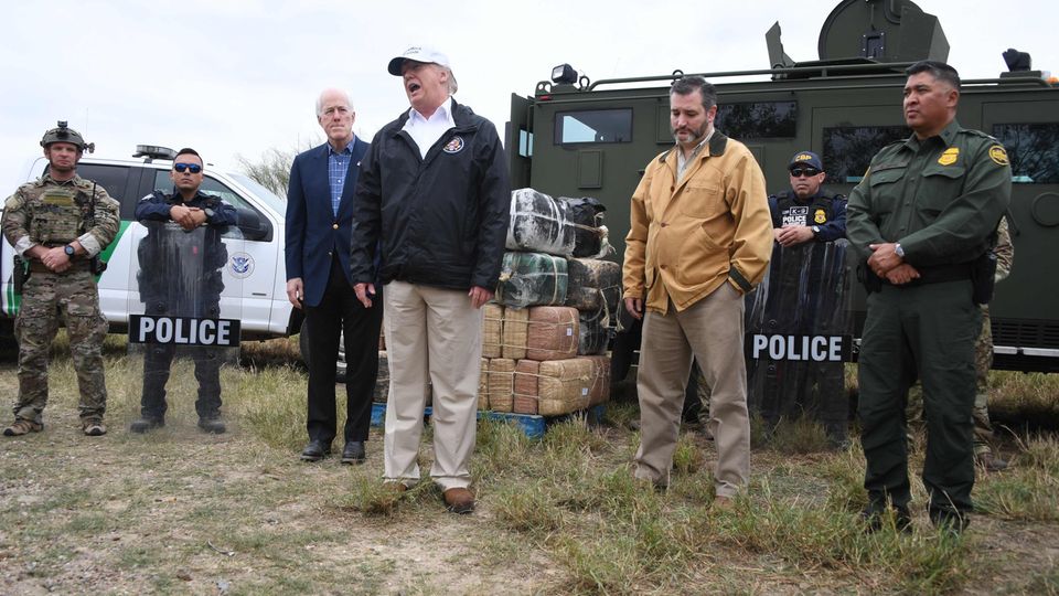 Donald Trump an der US-mexikanischen Grenze