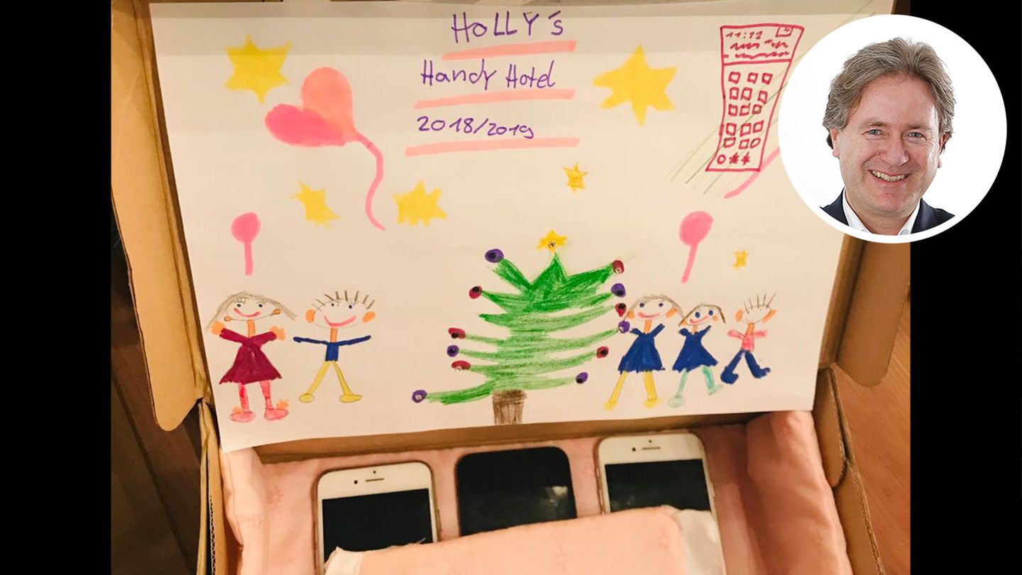 Handyfreie Zeit: In "Holly's Handy Hotel" genossen die Smartphones der Familie Behrendt zwischen den Jahren eine für alle wohltuende Auszeit